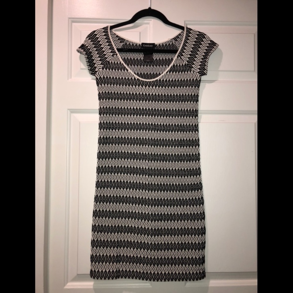 Black & White Striped Horizontal Chevron Dress